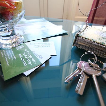 Bed 'N Books Bed & Breakfast Sassari Exterior photo