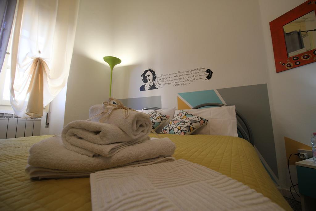 Bed 'N Books Bed & Breakfast Sassari Exterior photo
