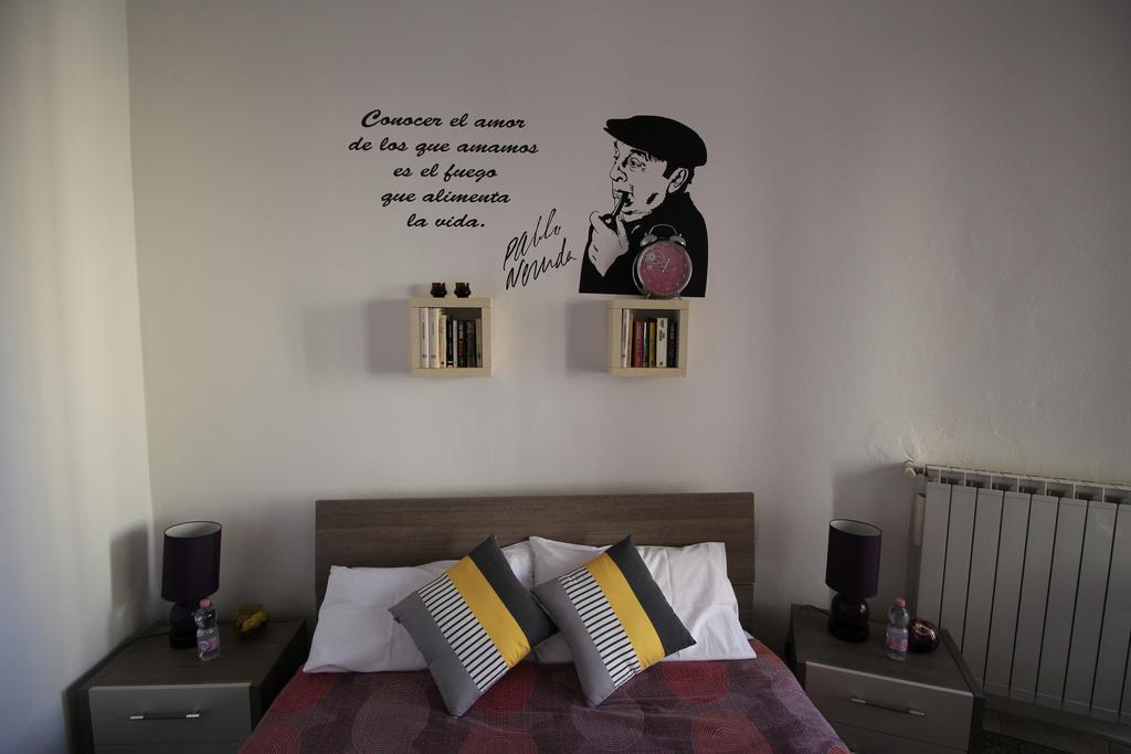 Bed 'N Books Bed & Breakfast Sassari Exterior photo