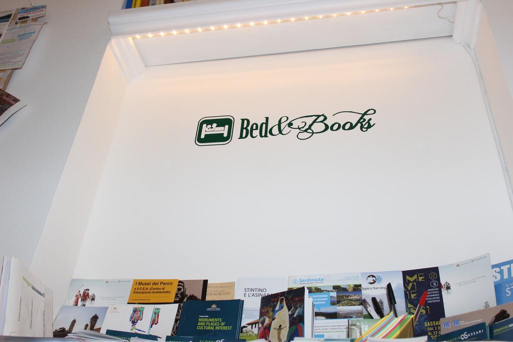 Bed 'N Books Bed & Breakfast Sassari Exterior photo