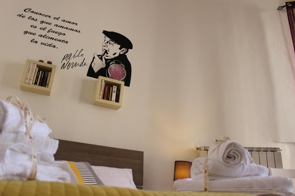 Bed 'N Books Bed & Breakfast Sassari Exterior photo
