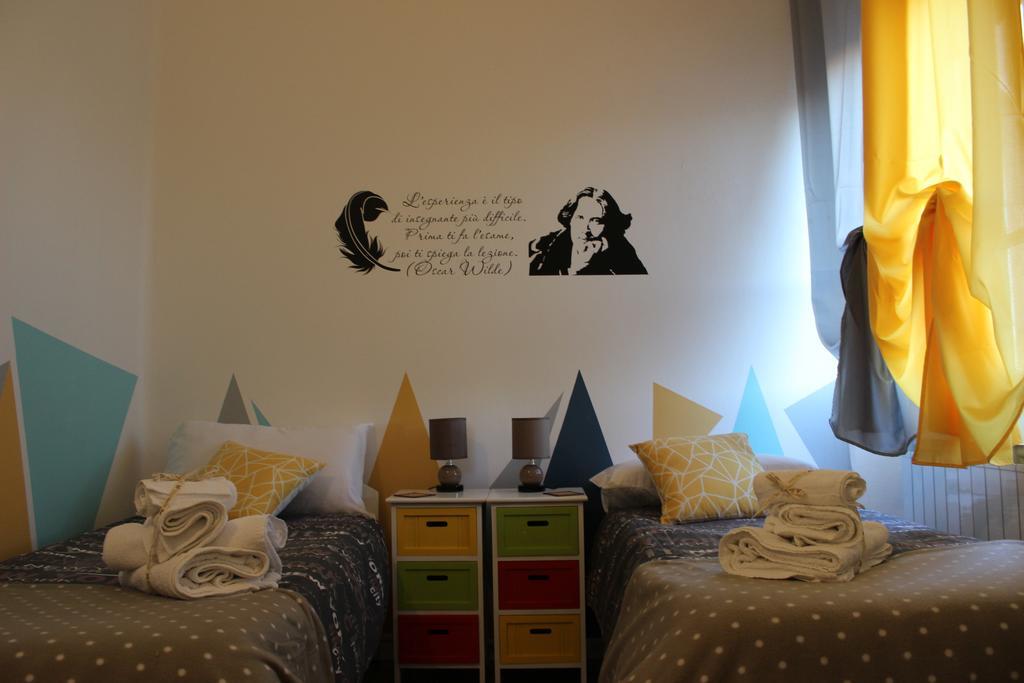 Bed 'N Books Bed & Breakfast Sassari Exterior photo